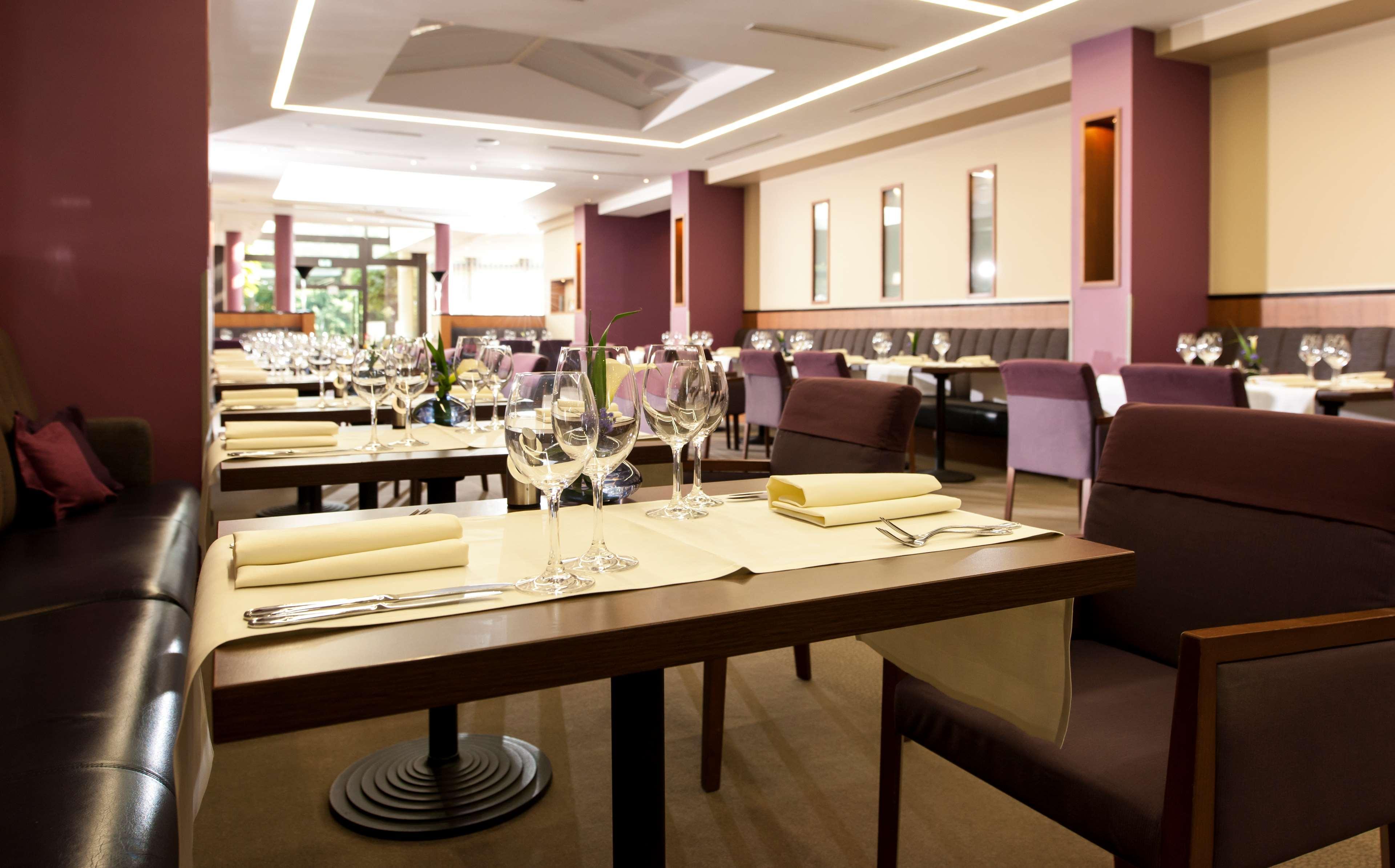Dorint Main Taunus Zentrum Frankfurt Sulzbach Sulzbach  Ngoại thất bức ảnh
