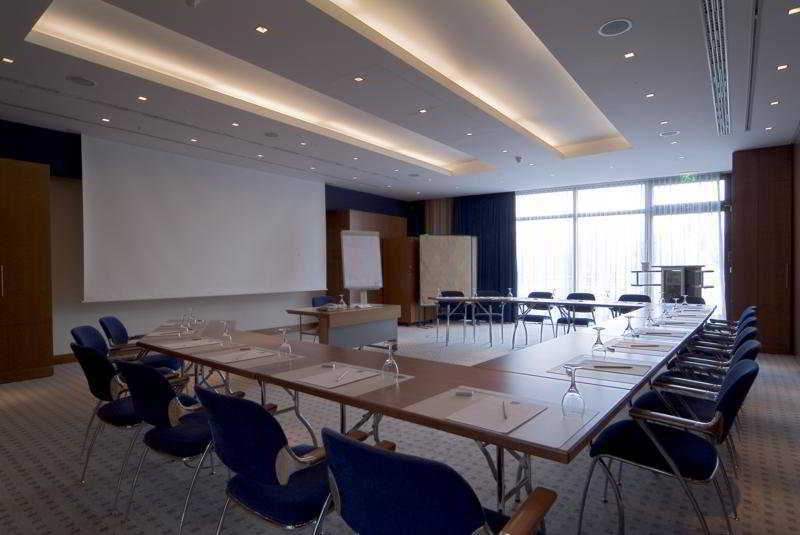 Dorint Main Taunus Zentrum Frankfurt Sulzbach Sulzbach  Ngoại thất bức ảnh
